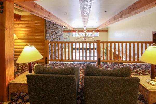 Murphys Suites image 5